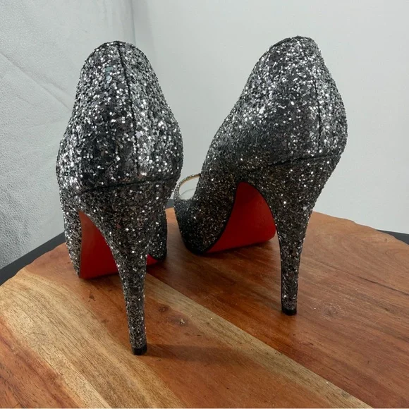 Christian Louboutin Very Prive peep-toe pumps silver glitter finish 38.5 8.5